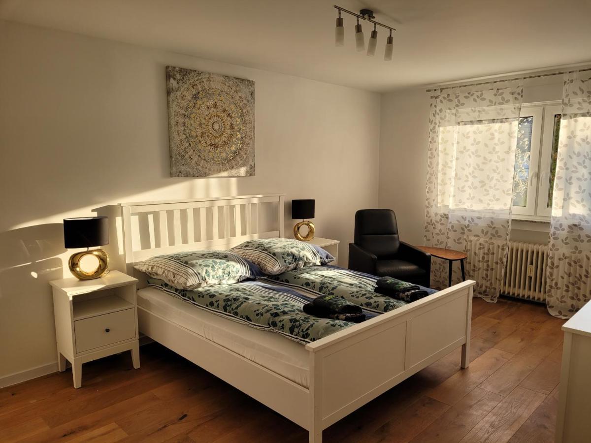 Ferienwohnung Anna Oftersheim Schwetzingen Hockenheim 3 Zimmer Mit Balkon Bagian luar foto
